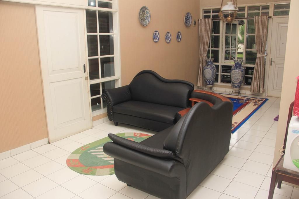 Pele Guesthouse Bandung Dış mekan fotoğraf