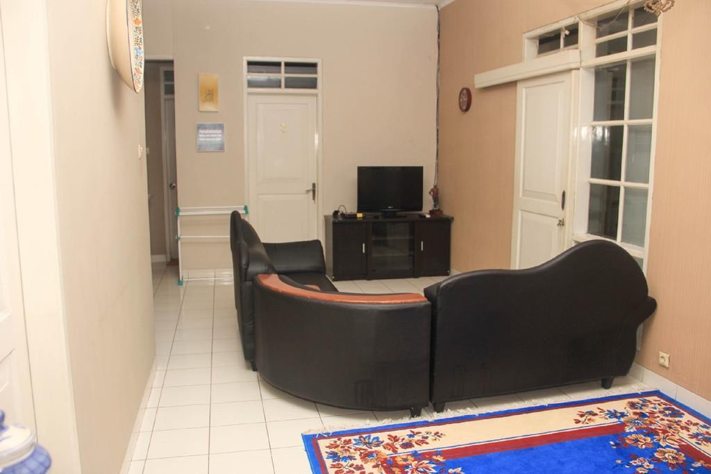 Pele Guesthouse Bandung Dış mekan fotoğraf