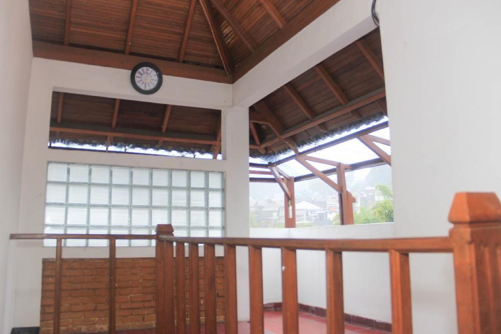 Pele Guesthouse Bandung Dış mekan fotoğraf