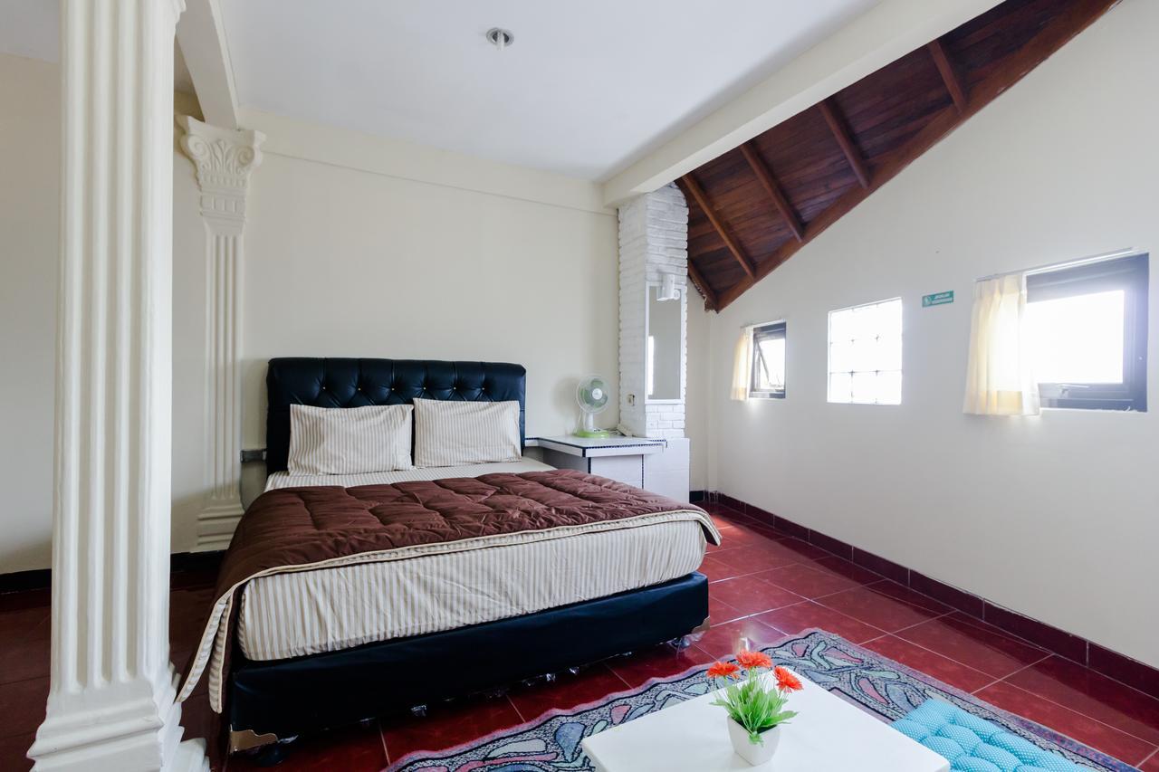 Pele Guesthouse Bandung Dış mekan fotoğraf