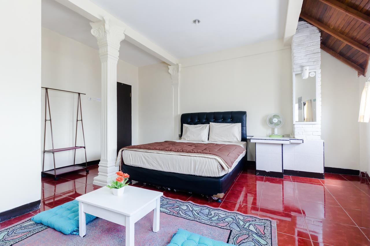 Pele Guesthouse Bandung Dış mekan fotoğraf