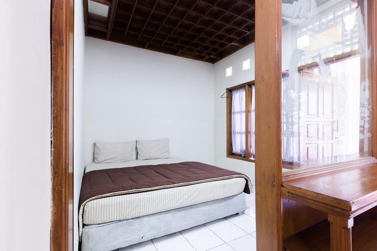 Pele Guesthouse Bandung Dış mekan fotoğraf