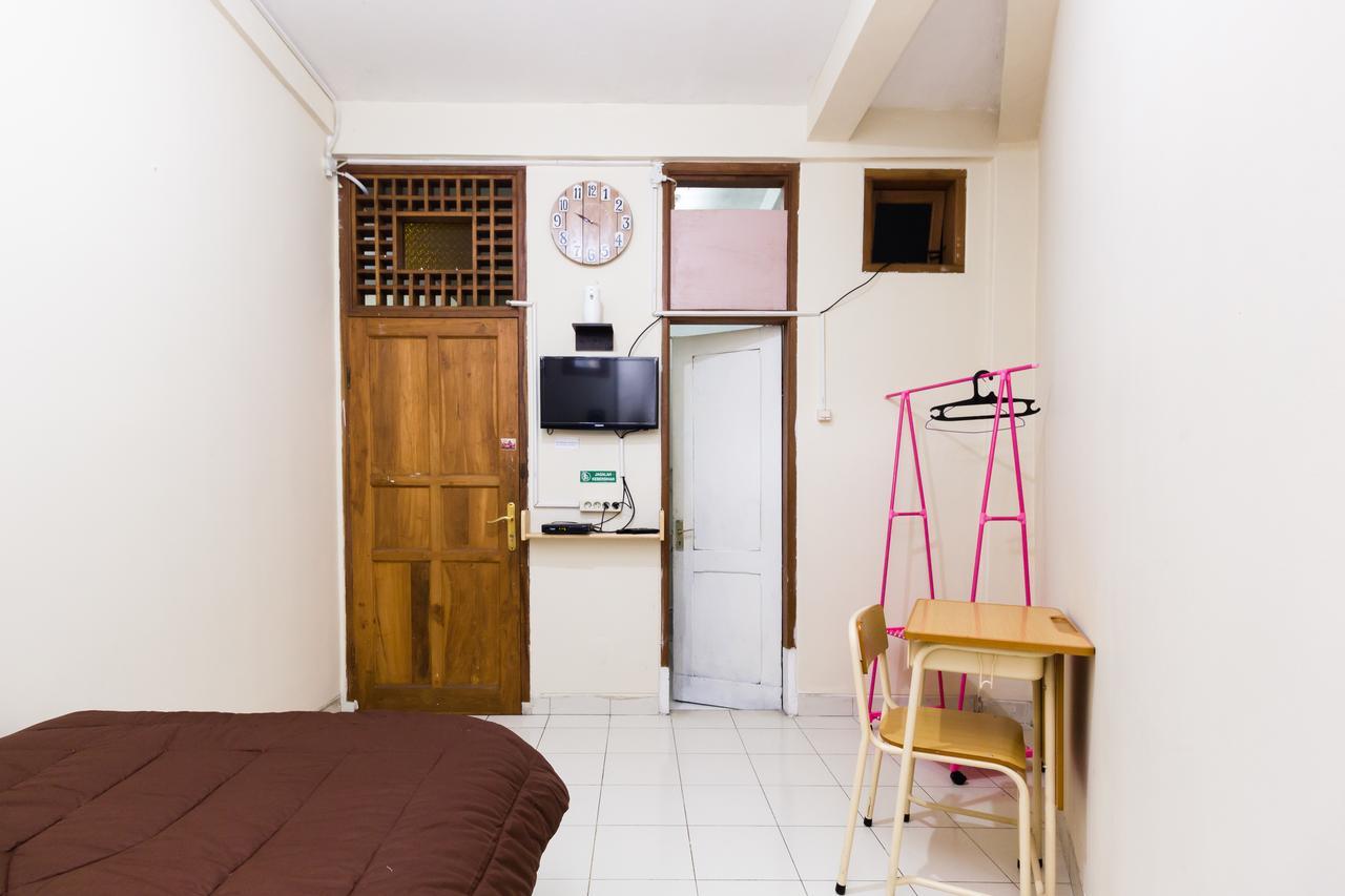 Pele Guesthouse Bandung Dış mekan fotoğraf
